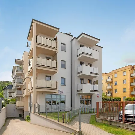 Blisko Trojmiasta I Kaszub, 20 Minut Komunikacja Miejska Do Centrum Gdyni Rahmel