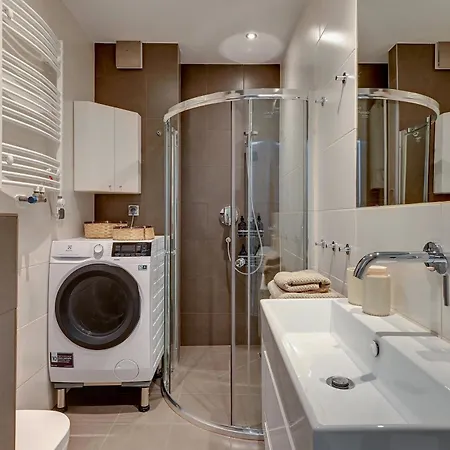 Apartment Blisko Trojmiasta I Kaszub, 20 Minut Komunikacja Miejska Do Centrum Gdyni Rahmel